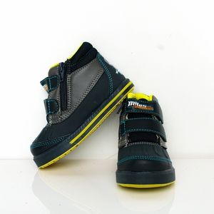 Boys foot wear Btand New babies and Kids foot wear